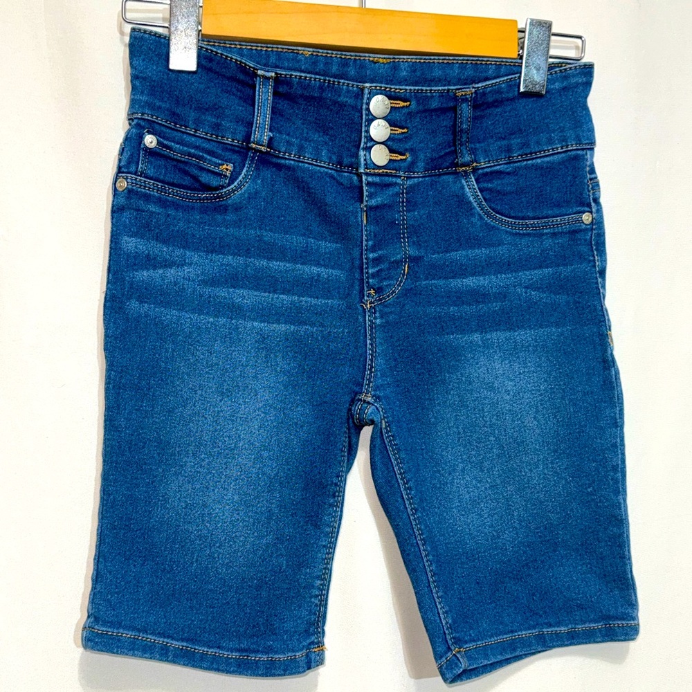 Denim Shorts DKNY Junior Size 14